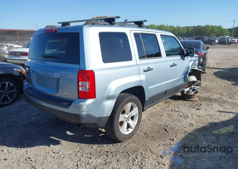 2014 Jeep Patriot Latitude z USA, uszkodzony, nr VIN 1C4NJRFB8ED601849